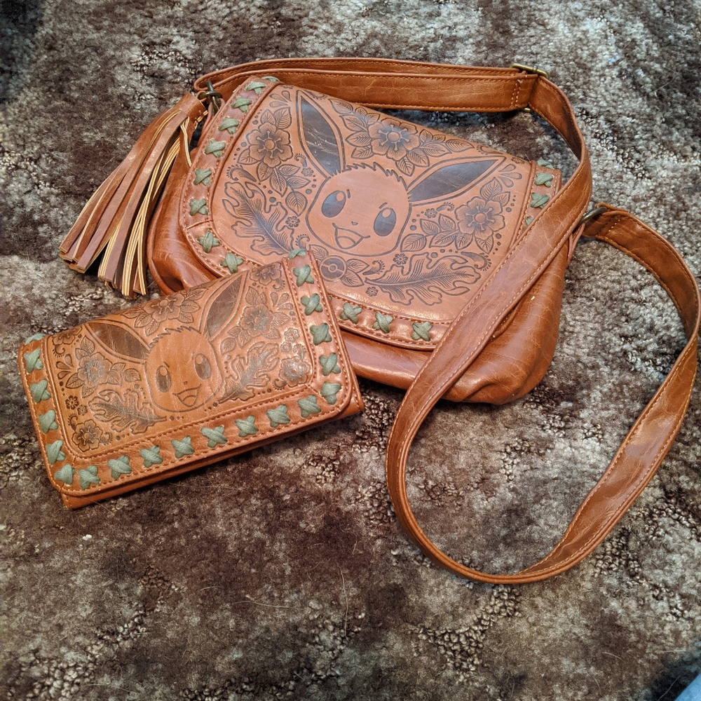 Loungefly leather Eevee crossbody bag and wallet